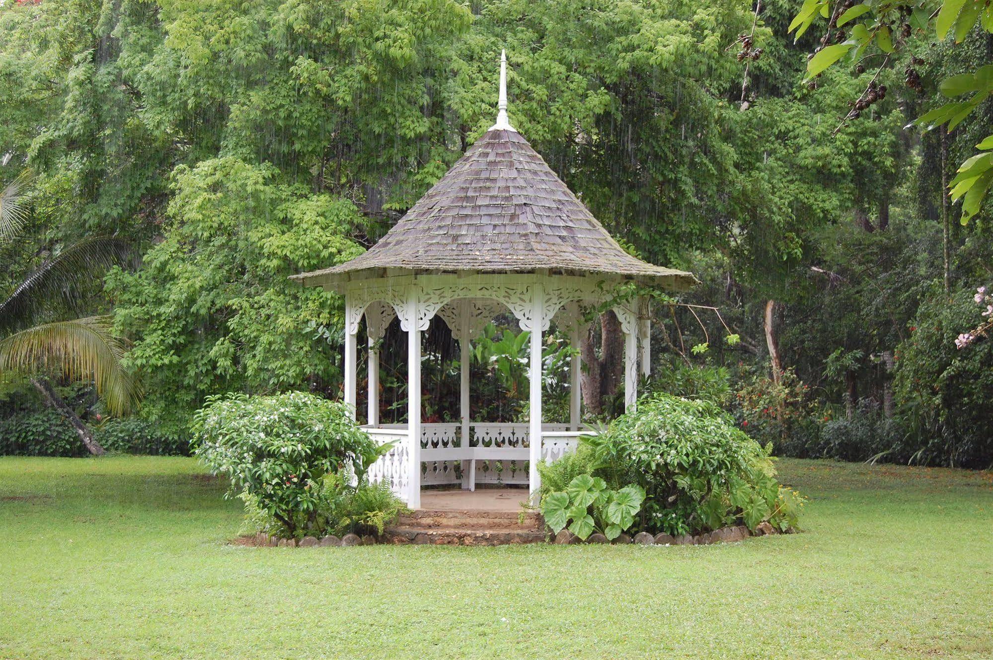 Inn At Shaw Park Gardens & Waterfalls أوشو ريوس المظهر الخارجي الصورة